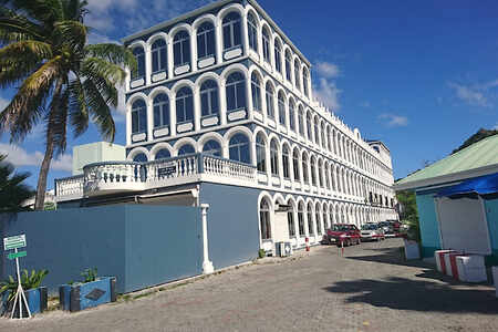 Commerical Building Philipsbrug St. Maarten