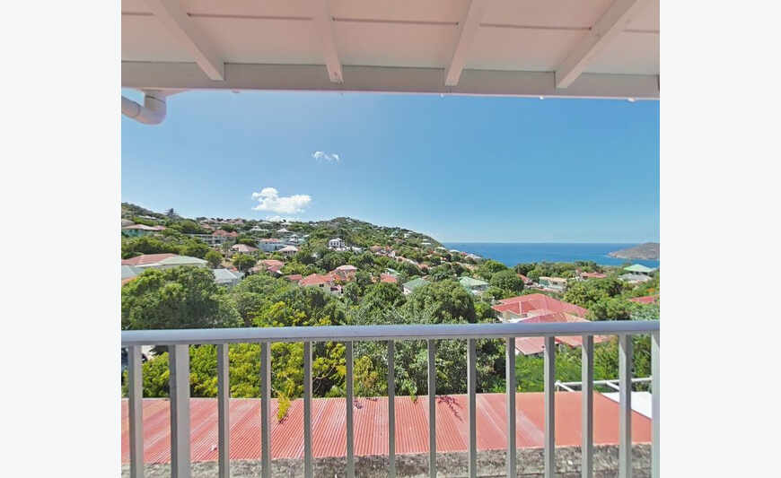 3 bedroom apartment with beautiful sea view