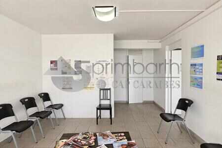 Baie Nettle - 3 Locaux Commerciaux