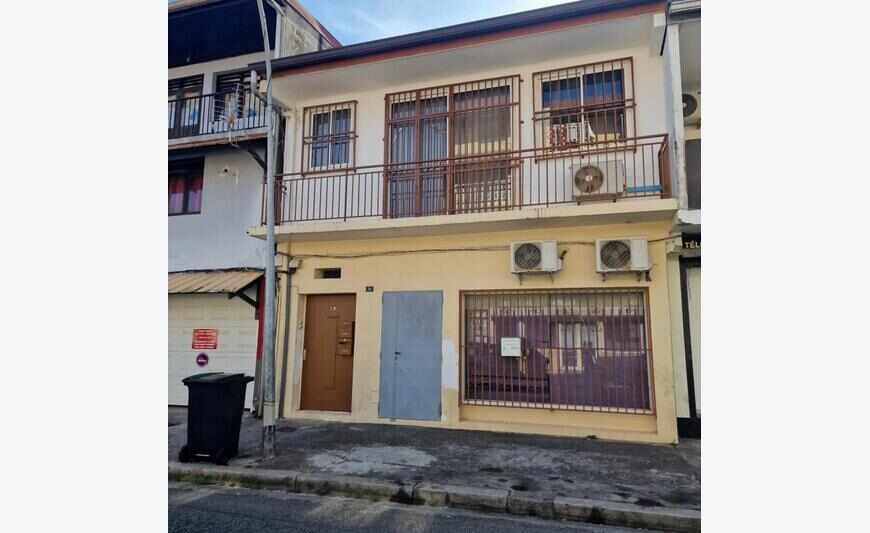Immeuble R+1 2Ppartt3+1 Local Rdc Cayenne 340 000Eur
