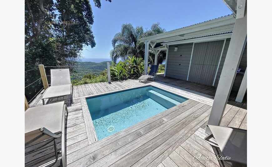 Propriété de 3 villas T3 avec piscine un T3 et deux T1 vue