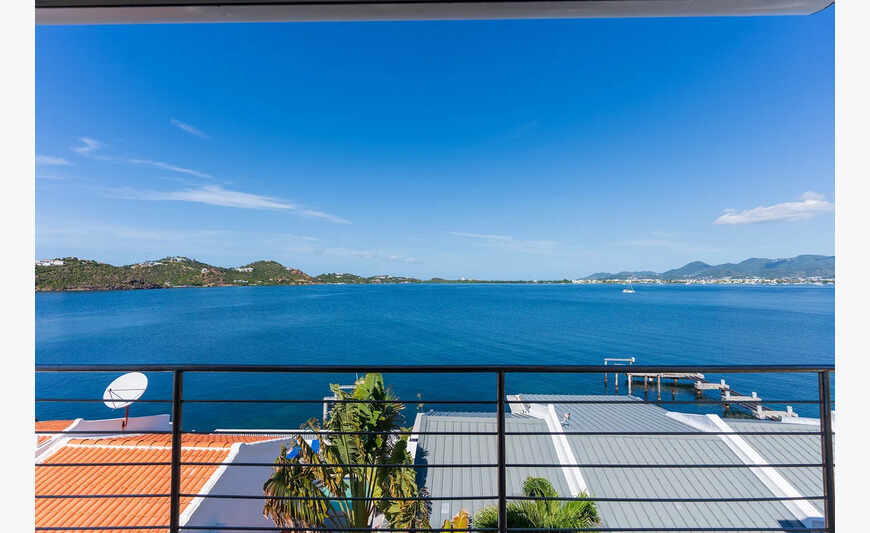 Maison de ville avec vue sur l’eau en Sardaigne