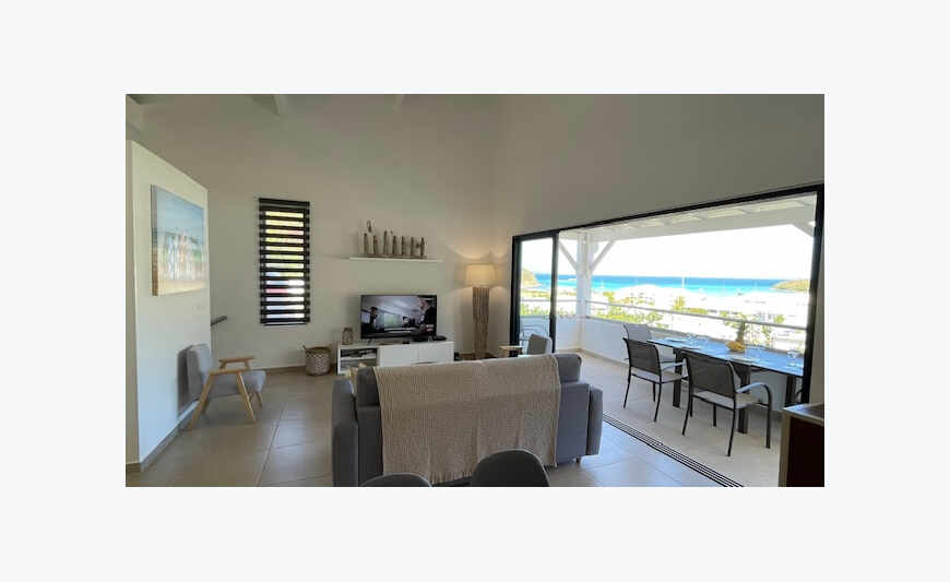 DUPLEX MEUBLĖ 90 M2 VUE MER A L'ANSE MARCEL