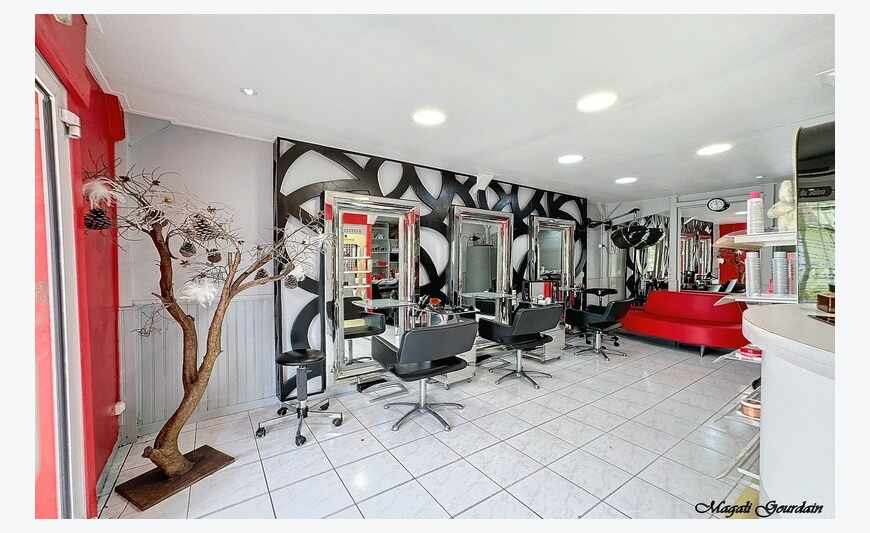 Fonds De Commerce Salon De Coiffure - Emplacement N°1 -