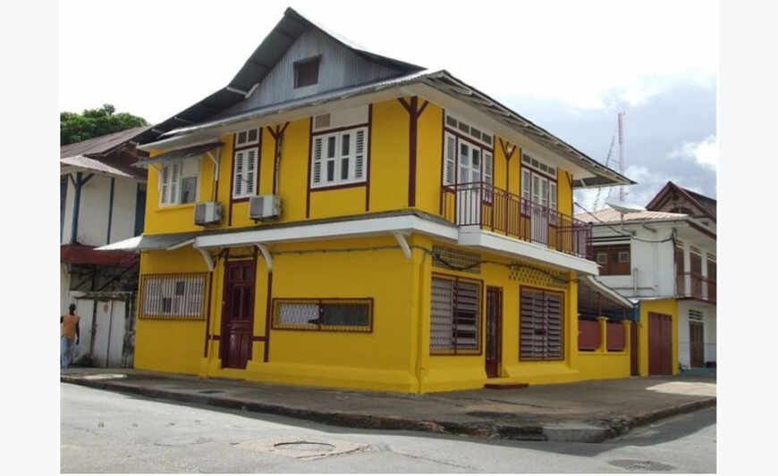 Cayenne Maison créole R+1 de 135 m² - Terrain de 159,00 m²