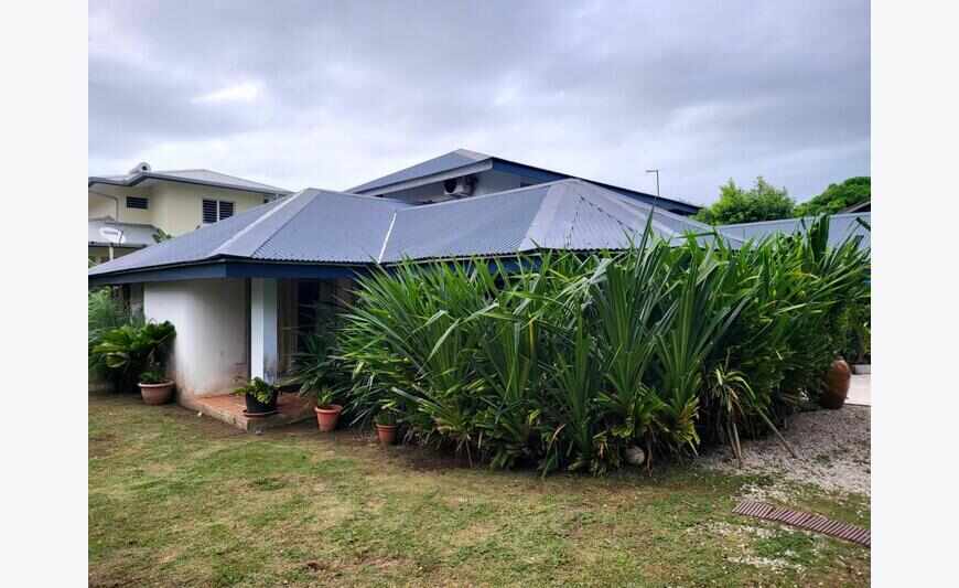 Villa Atypique Idéalement Placée