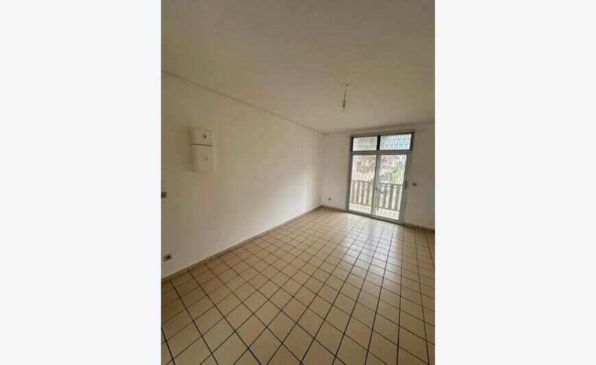 Kourou : appartement avec terrasse balcon 2 chambres en vent