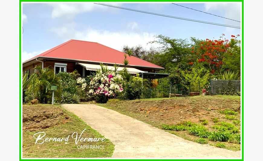 Maison individuelle - 6 pièces - 4 chambres - 123 m² - Vue