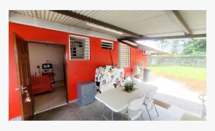 , D'Iracoubo 2 appartements Jumelés Type T2 meublés