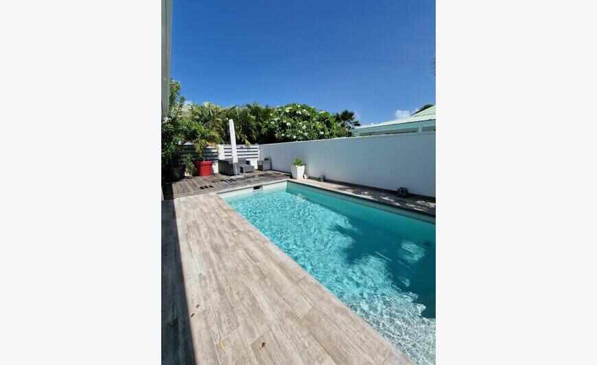 Oriental Bay - Furnished T4 House With Individual Pool