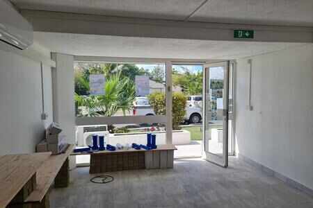 Sous Offre Acceptee;;Le Pirate...Murs commerciaux toutes