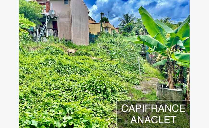 ?Investissement? Terrain Fort-De-France 326 m2