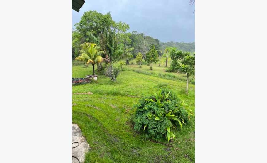 maison P6 de 139 m² - Terrain de 30 015,00 m²