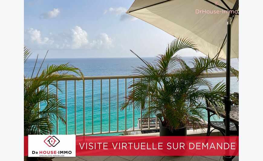 Large 3-room apartment with swimming pool in a