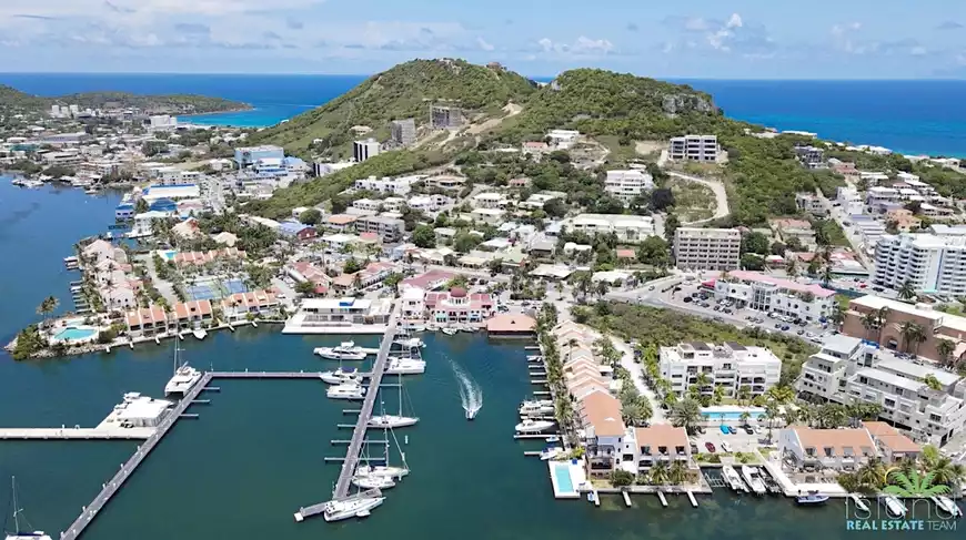 Dome Penthouse Simpson Bay Yacht Club