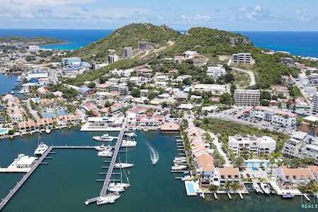 Dome Penthouse Simpson Bay Yacht Club