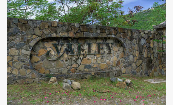 TERRAIN CONSTRUCTIBLE A VALLEY ESTATE SXM