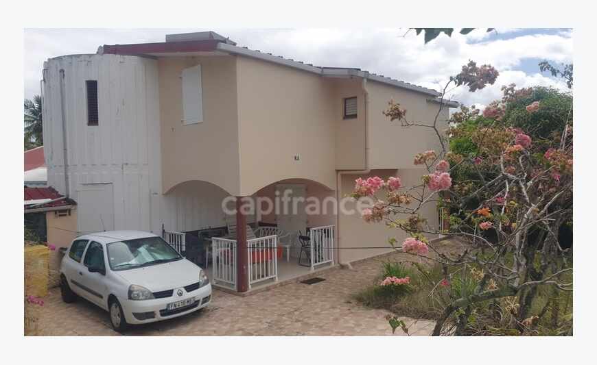 Maison 4 pièces Sainte Luce (972) avec jardin
