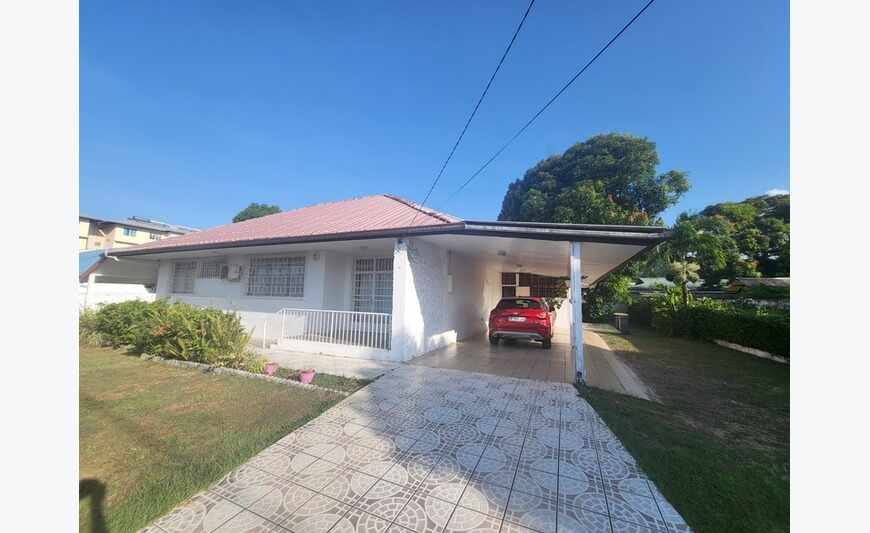 Maison 6 pièces Cayenne (973)