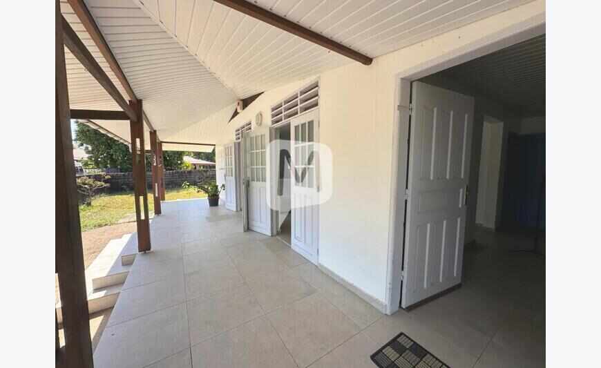 Dpt Guyane (973), à vendre Cayenne maison T4 sur 621m² de