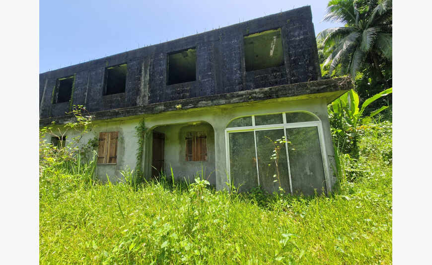 Immeuble non terminé à Sainte-Rose, secteur Jobeti Massy