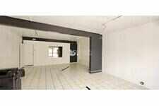 Hope Estate - Local commercial de 90m² 3pc rdc