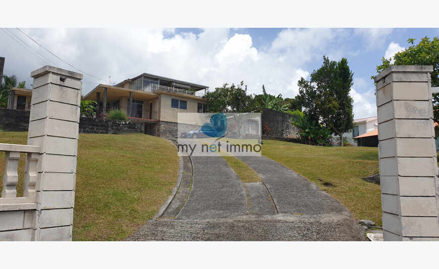 Belle propriété avec vue mer et campagne
