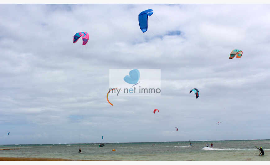 Sur la plage...parcelle de 365 m²