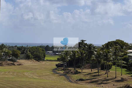 Villa Mitoyenne Neuve Sur 2 Niveaux Avec Piscine Residence