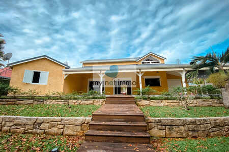 Magnifique Villa F5 Petit Bourg Secteur Barbotteau