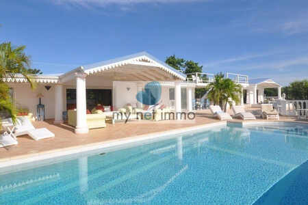 Villa With Sea View Terres Basses