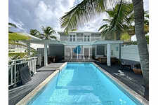 Maison mitoyenne 3ch Baie orientale 2 pas de la plage