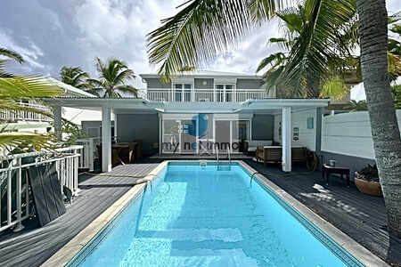 Maison mitoyenne 3ch Baie orientale 2 pas de la plage