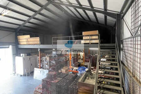 Local Commercial 500M2+Studio