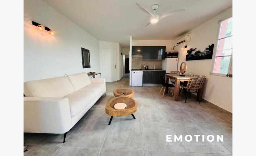 Furnished T2 on the ground floor in Orient Bay