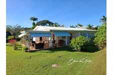 Petit Bourg maison T4 avec un grand jardin