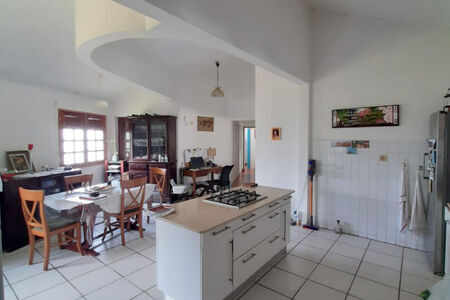 Immeuble Fort De France 8 pièce(s) 180 m2 idéal