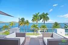 5 Bedroom Waterfront Villa + Private Boatdock