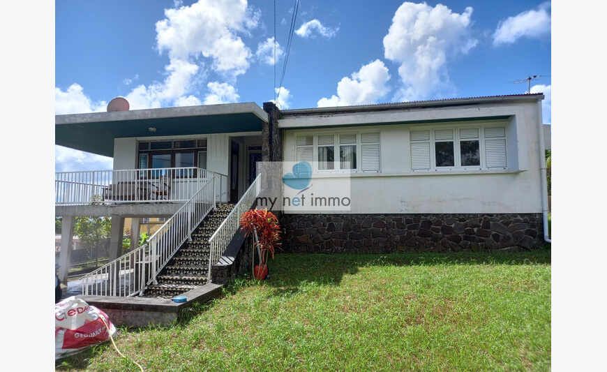 Villa F7 quartier Moutte