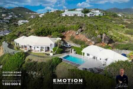 Sea view real estate complex - 4-room villa + 3-room bungalo