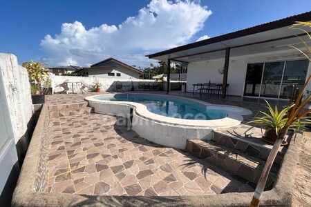 Maison 4 pièces (973)