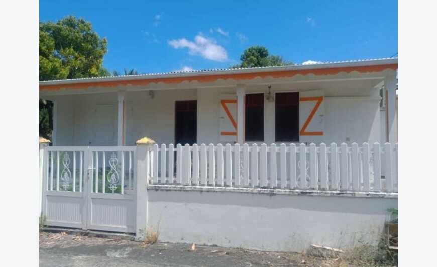 Maison 4 pièces (971) à Basse Terre