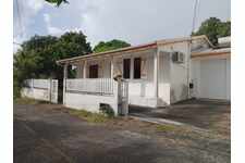 Maison 4 pièces (971) à Basse Terre