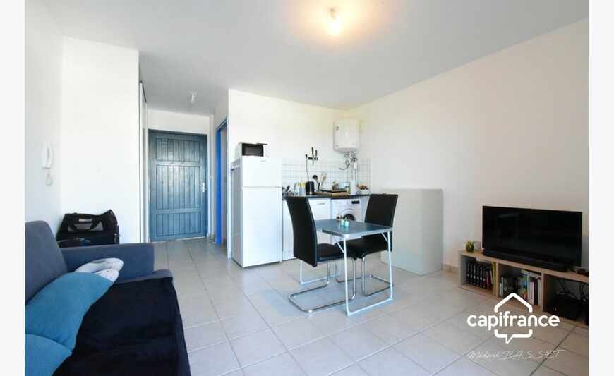 Ville du Tampon (97430), Studio Secteur 3 Mares À louer