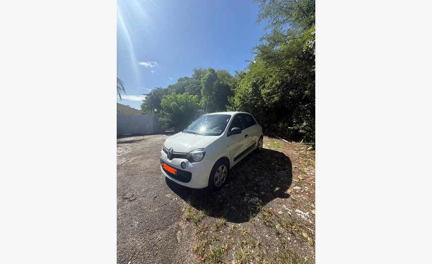 🚗 – RENAULT TWINGO III (2018)🚗 📍