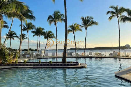  Studio meublé de 42 m² avec Vue Lagon  Résid