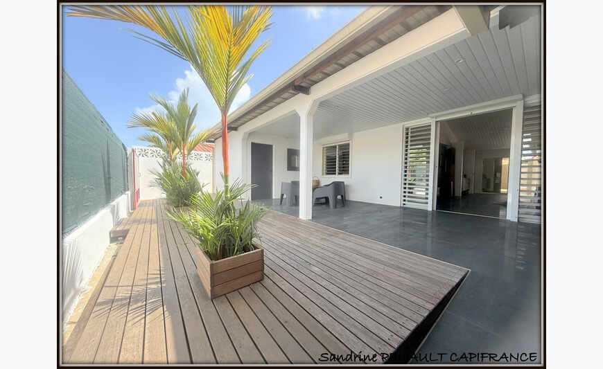 A Kourou (97310) Une Magnifique Maison T4 De 154 m² -