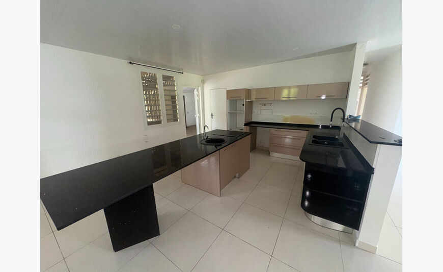 Maison T4 de 195m² sur la commune de Matoury