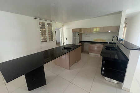 Maison T4 de 195m² sur la commune de Matoury