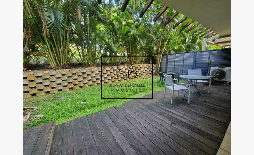 Fort De France : Rare a la : T3 en rez de jardin + garage